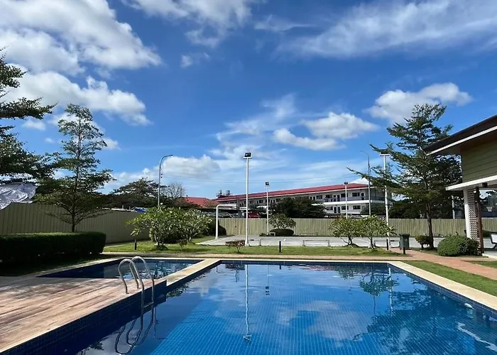 Talie Cebu Cozy Modern With Pool & Netflix